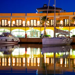 Marina Place Hotel