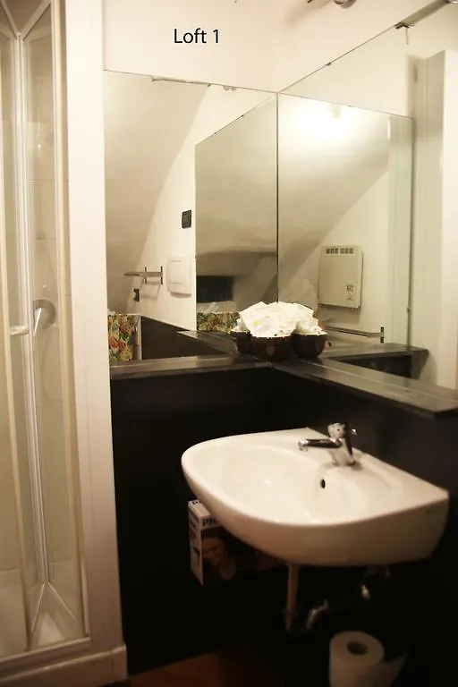 Lägenhet Loft In San Lorenzo Genua Italien